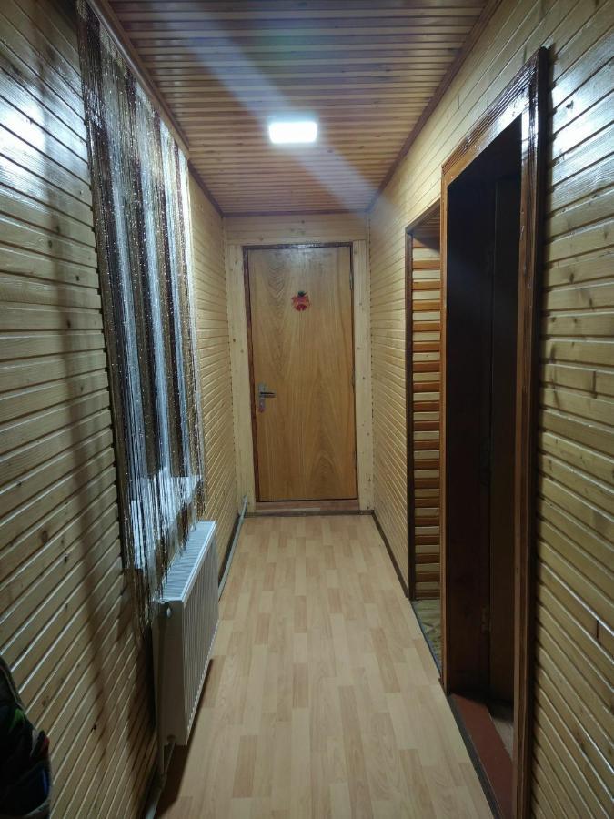 V Ulyanu Hotel Yaremche Bagian luar foto