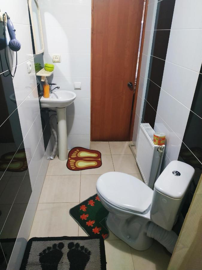 V Ulyanu Hotel Yaremche Bagian luar foto