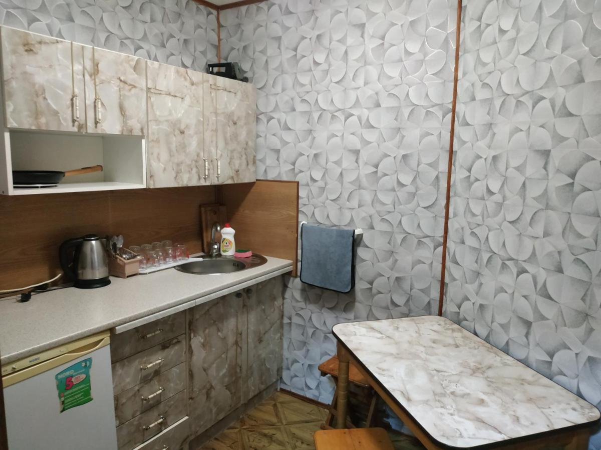 V Ulyanu Hotel Yaremche Bagian luar foto